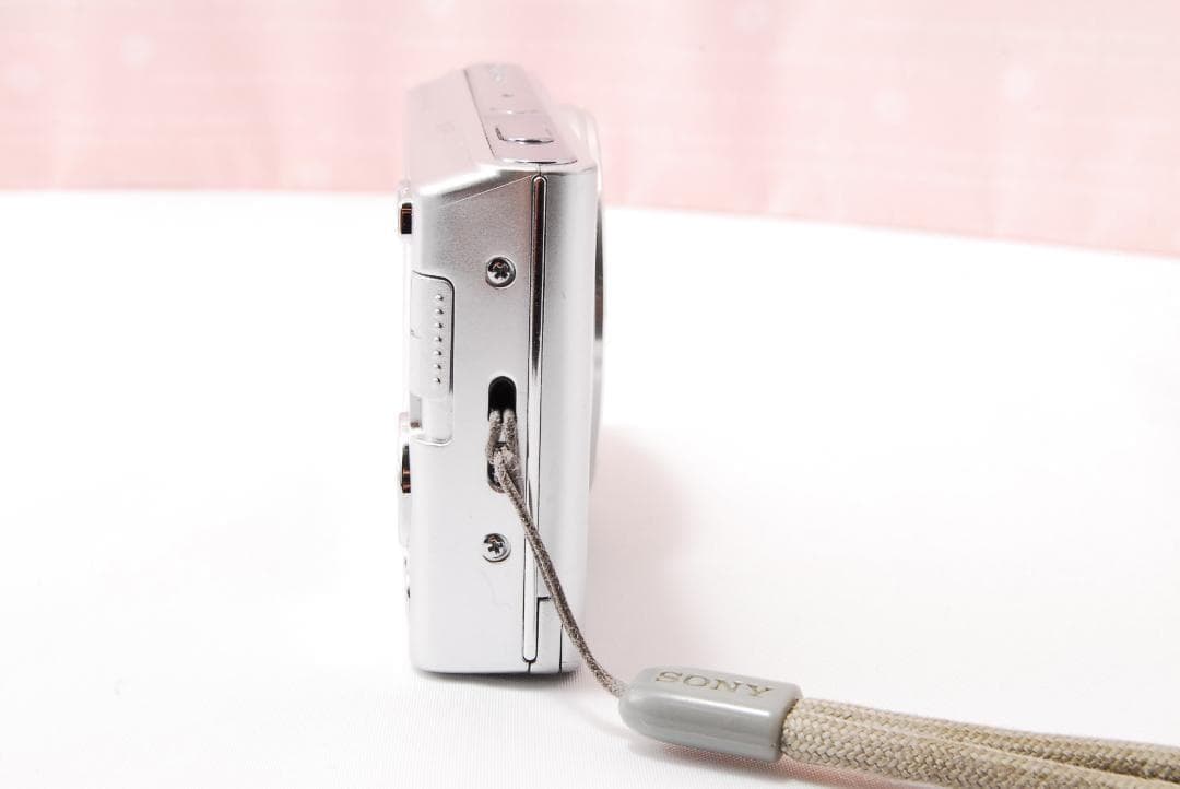 〓コンパクトデジカメ〓ソニー SONY Cyber−Shot DSC-W830