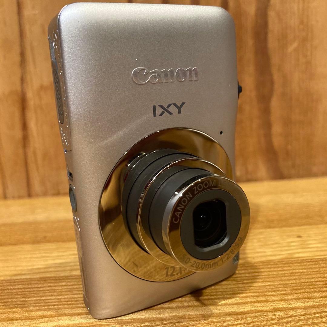 Canon IXY200F シルバー キヤノン イクシー デジカメ　付属品完備