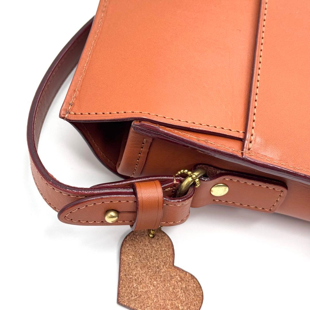 美品 ITAGAKI 鞍ショルダー 縦 レザー ショルダーバッグ　ブラウン