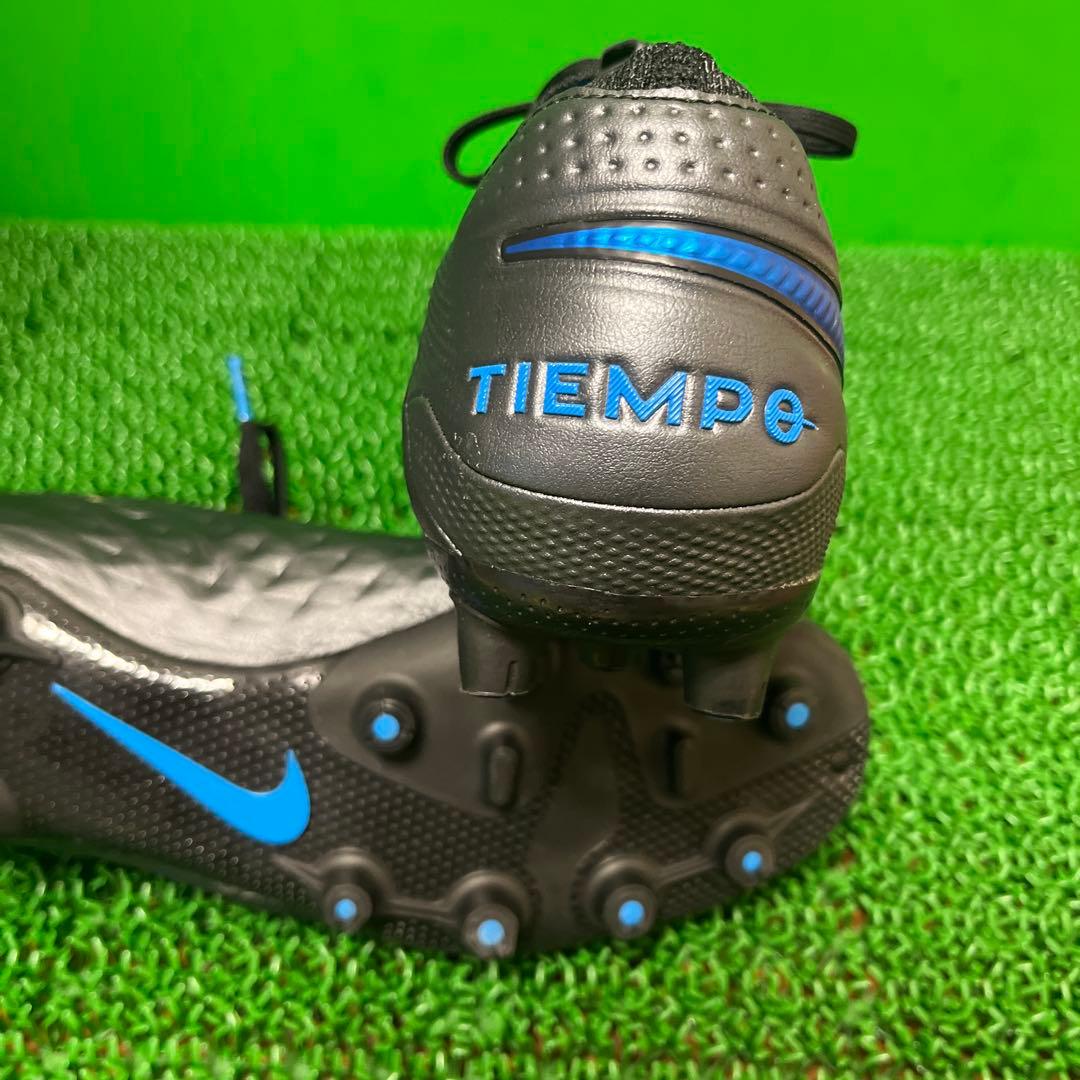 ナイキ サッカースパイク レジェンド 8 エリート HG(ブラック)