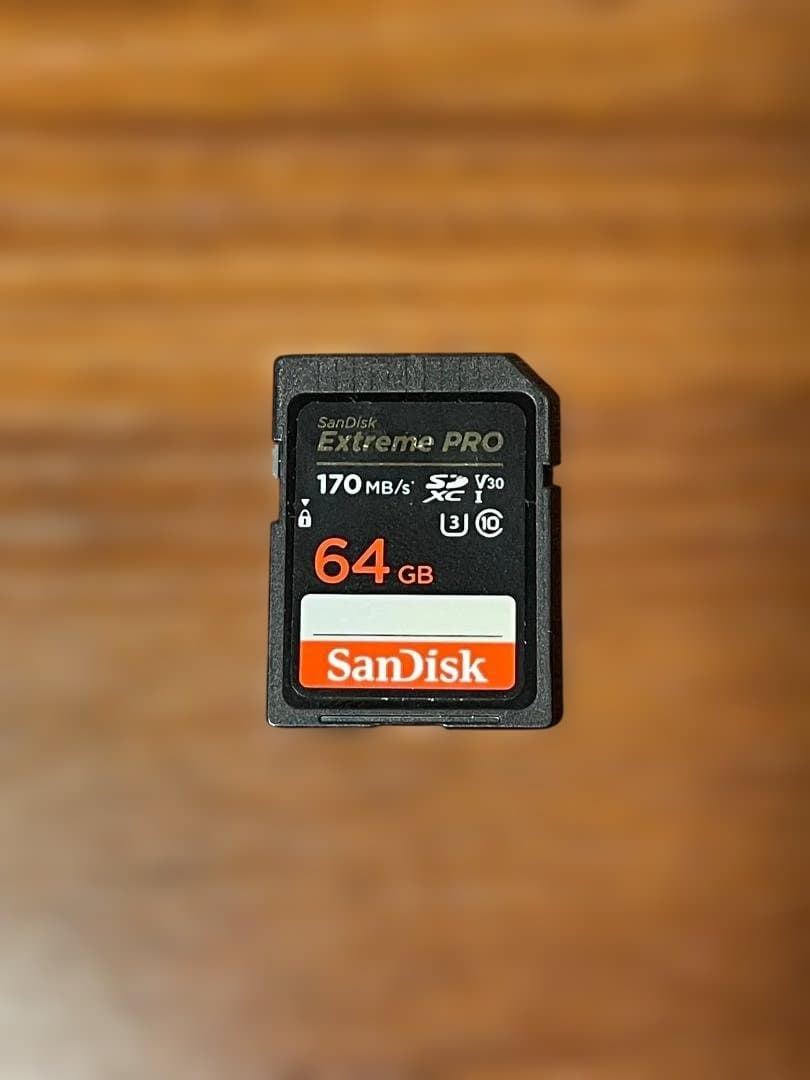 【値下】SONY α6400 レンズ3本付き　運動会・夜景に◎・SD・HDMI付