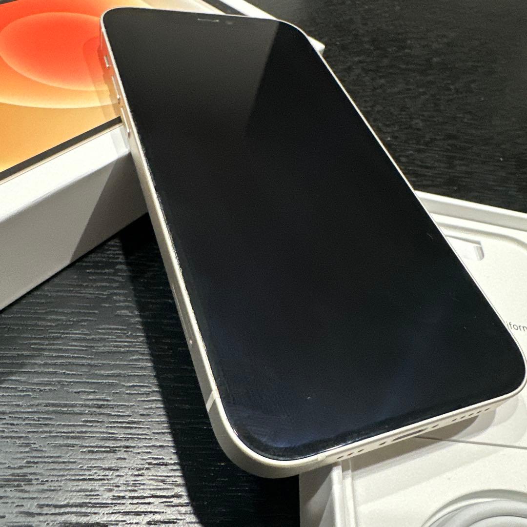 Apple iPhone 12 ホワイト 64GB 本体 充電ケーブル付き