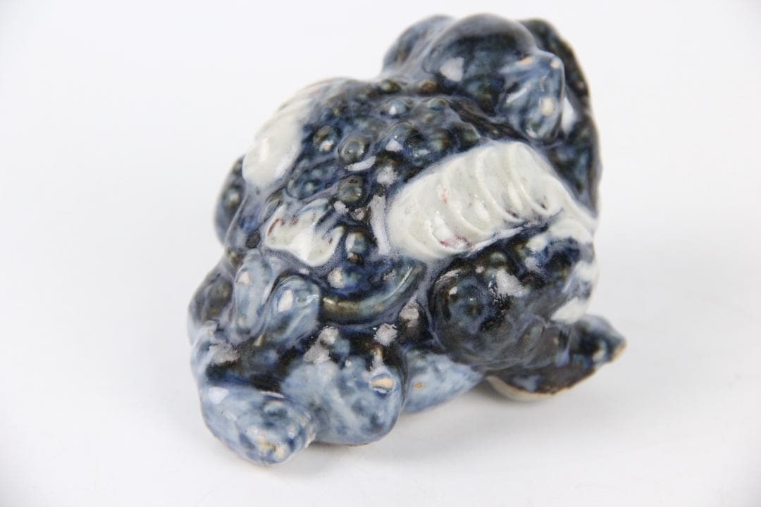 唐物　陶製 置物 蛙 蟾蜍 青白釉 茶道具　古陶 陶彫 FF01-05