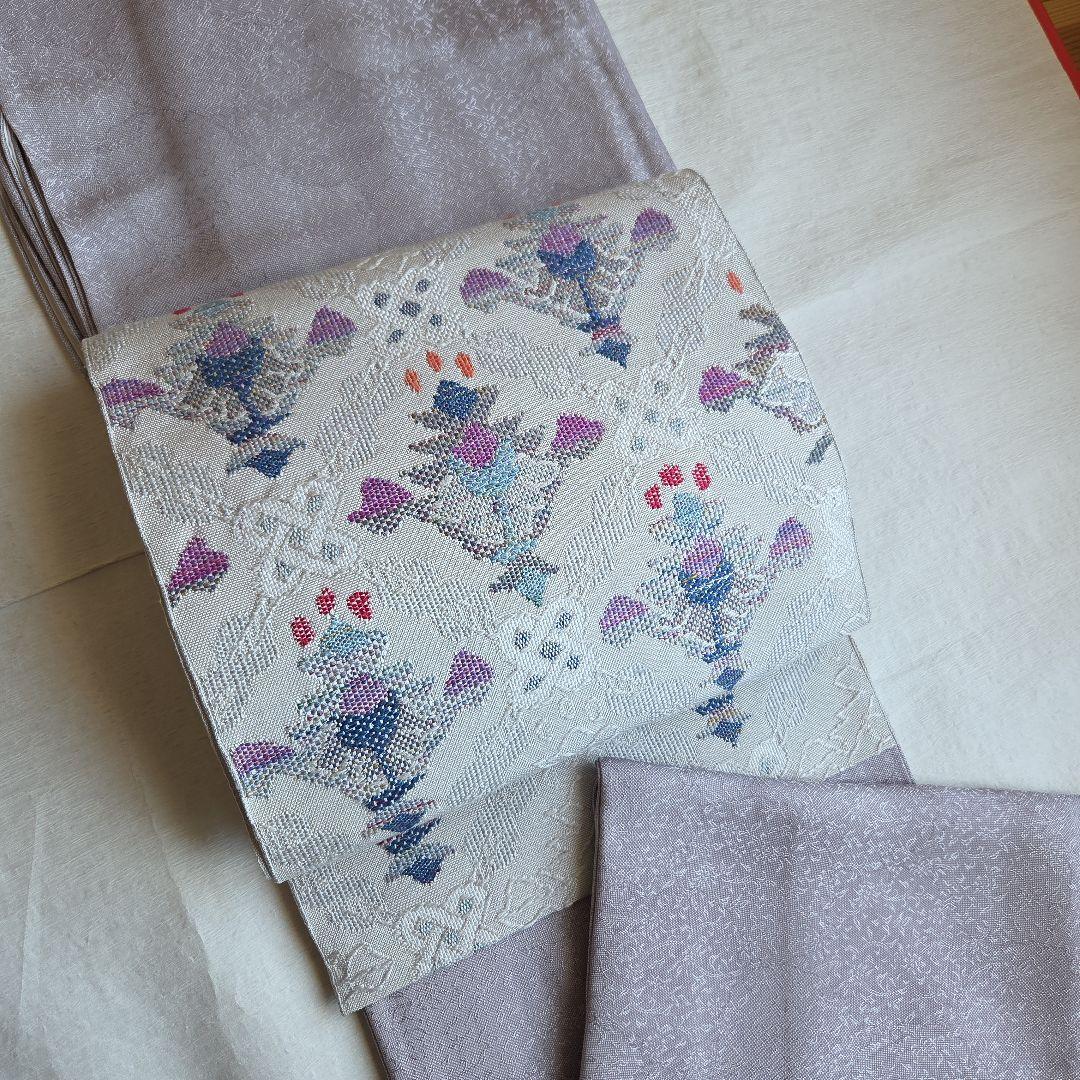 作家物　品のあるシルバーグレー　地紋が美しい雪輪柄の江戸小紋