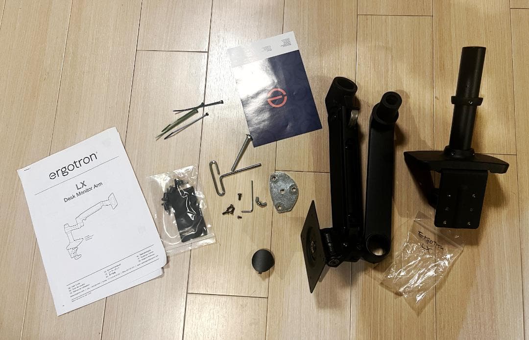 ERGOTRON  LX デスクマウントアーム ブラック