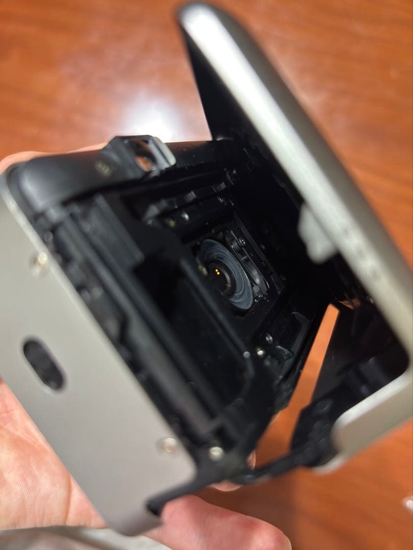 富士フイルム Tiara Zoom 通電確認済み ケース付 美品 フィルムカメラ