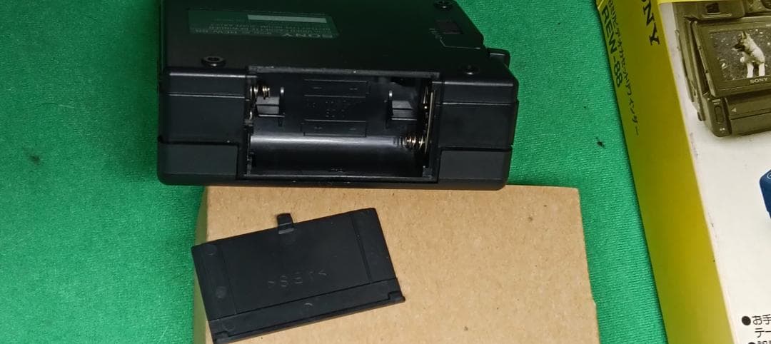SONY REW-88 ビデオカセットリワインダー　外箱　取説付