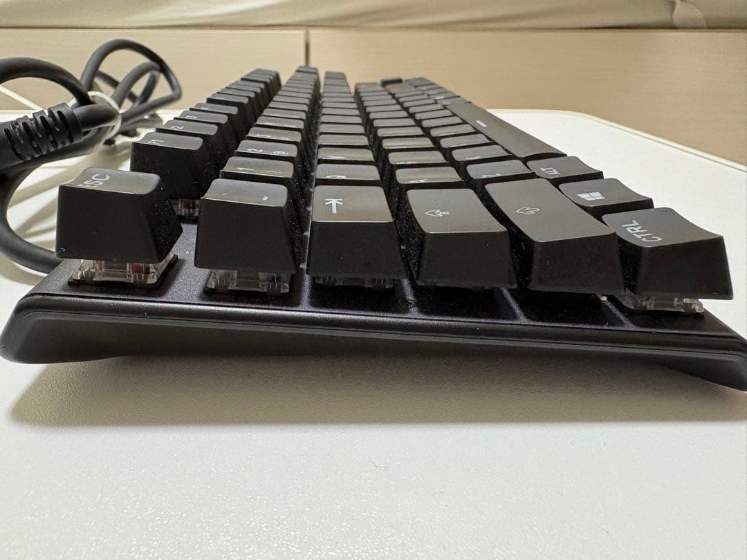 美品SteelSeriesゲーミングキーボード有線 ApexPro英語配列tkl