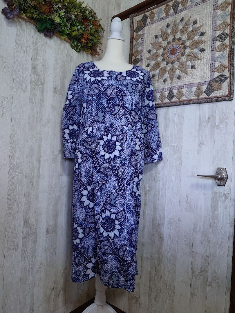 浴衣リメイク＊リップル地の浴衣からワンピース紺地にヒマワリ柄