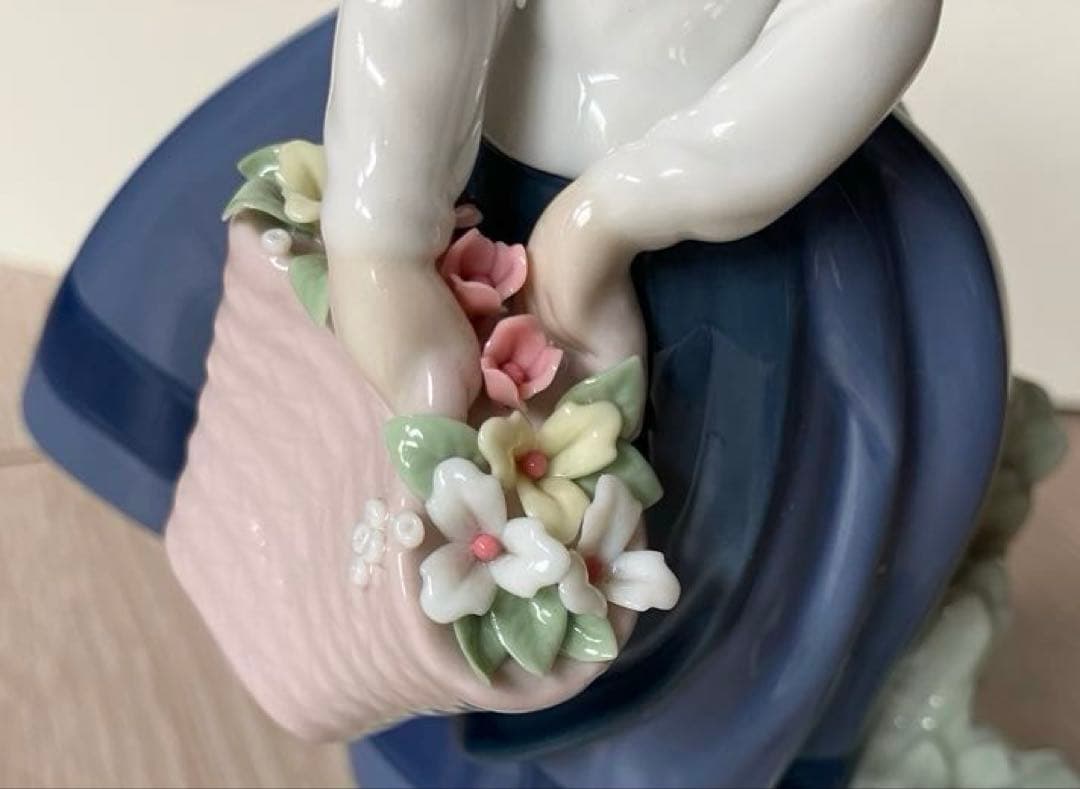 ⭐️美品⭐️リヤドロ人形　LLADRO きれいな花ばかり
