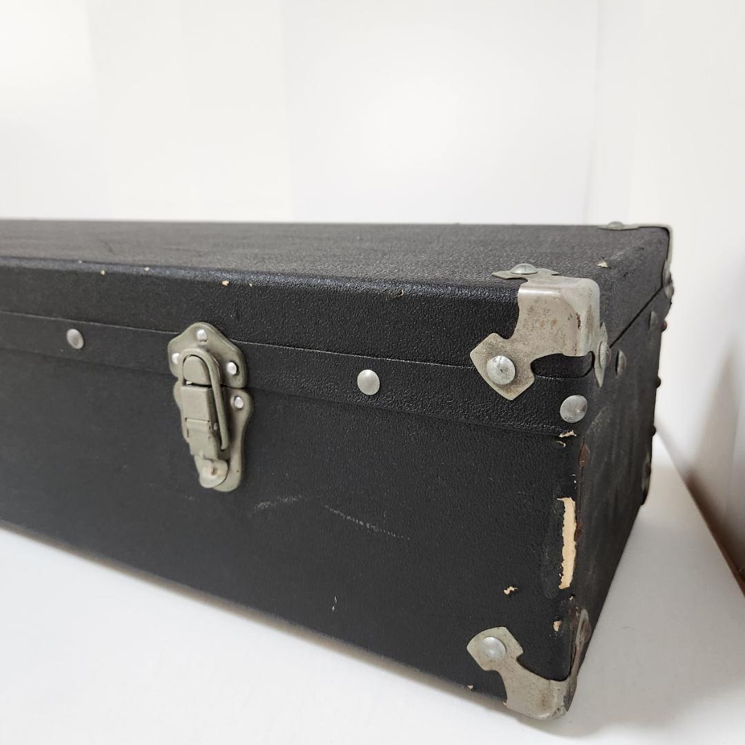 旗棒・旗用トランク・三脚　セット　黒塗千段巻棒・金ネジ式　中古品