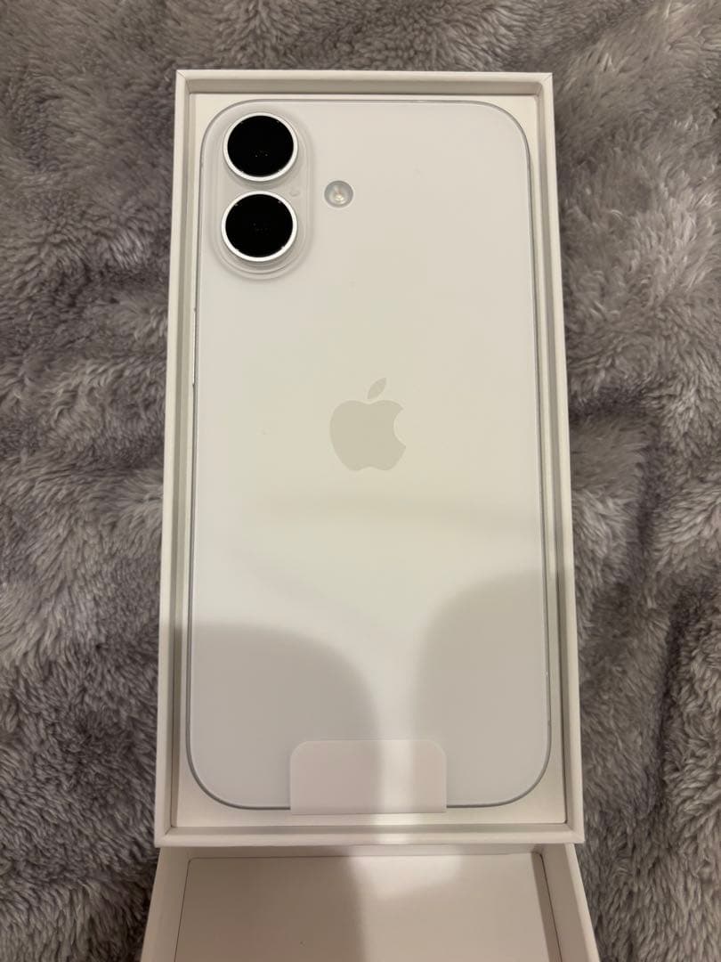 iPhone16 256GB ホワイト 【新品未使用】 SIMフリー