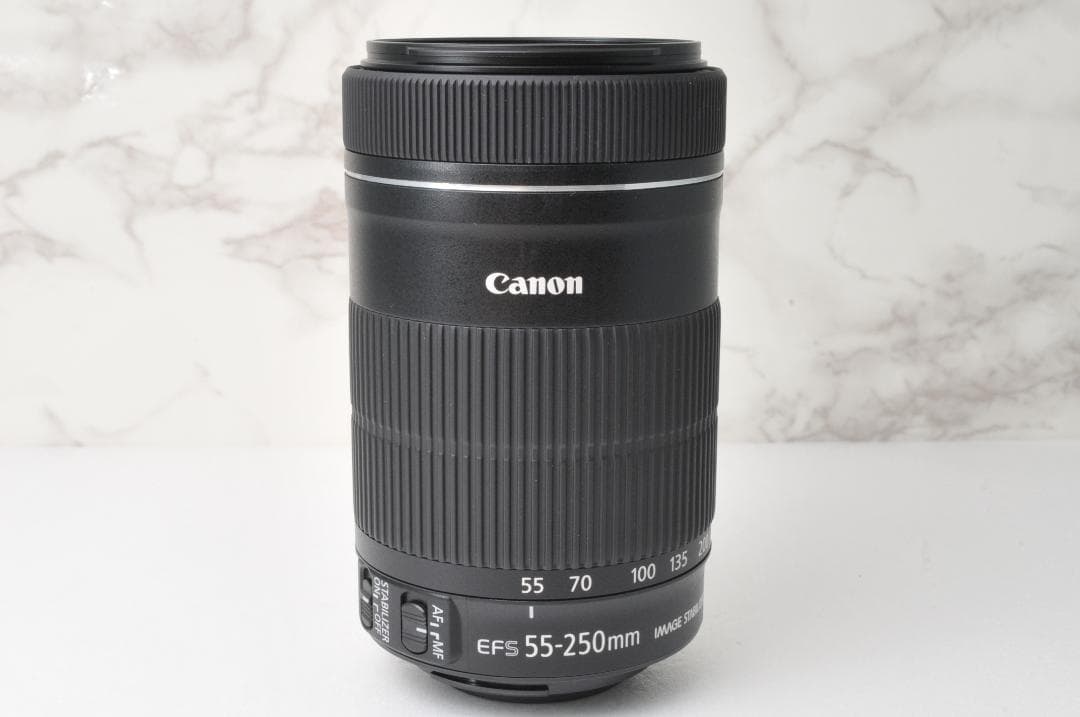 美品❣️Canon EF-S 55-250mm IS STM ⭐️望遠レンズ