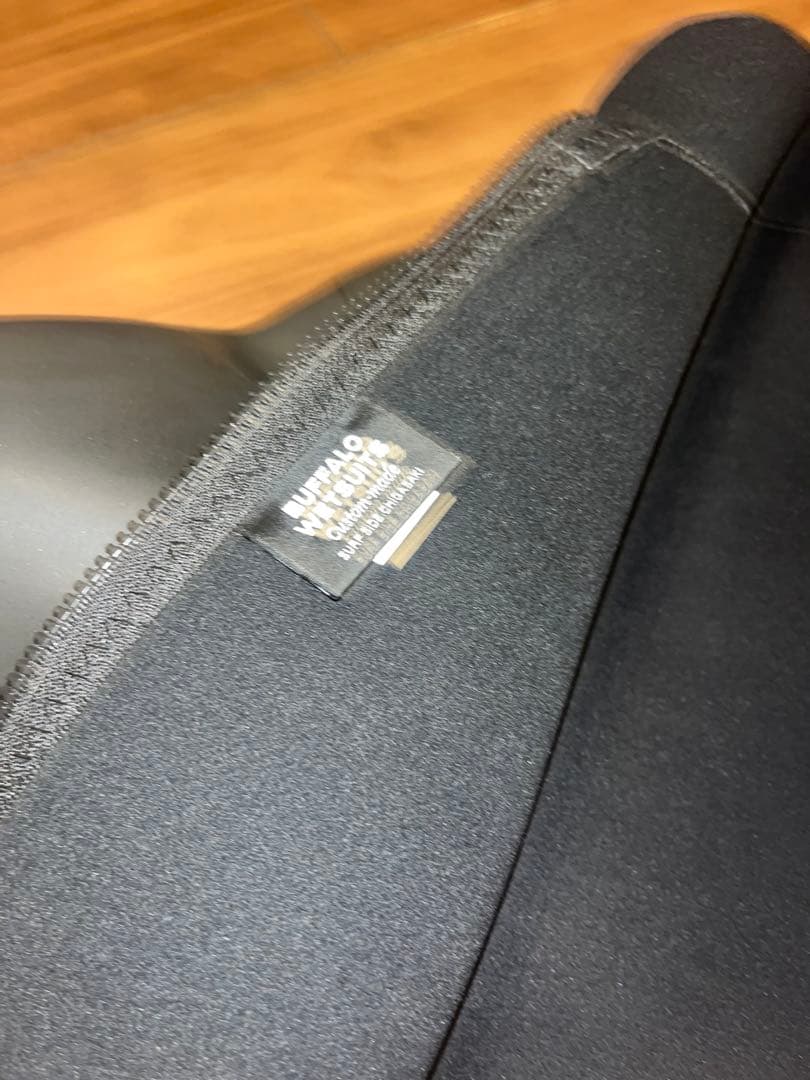 BUFFALO ウェットスーツ タッパー