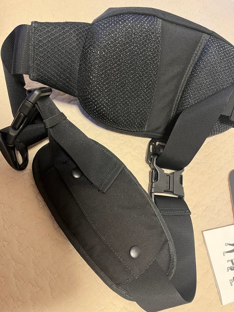 Hugoo セカンド抱っこ紐 ヒップシート