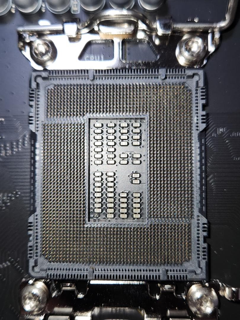 マザーボード MAG B660 TOMAHAWK WIFI DDR4