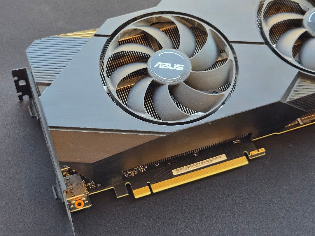 ASUS RTX 2070 SUPER （DUAL-RTX2070S） グラボ