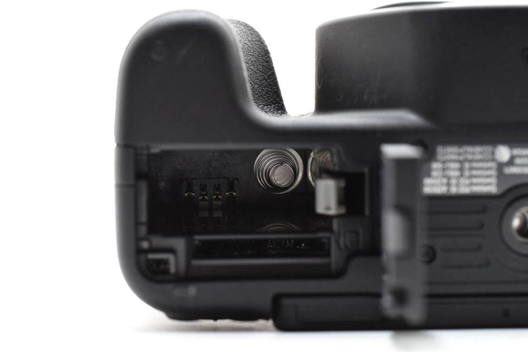 良品 キャノン Canon EOS Kiss X9 ボディ #1717