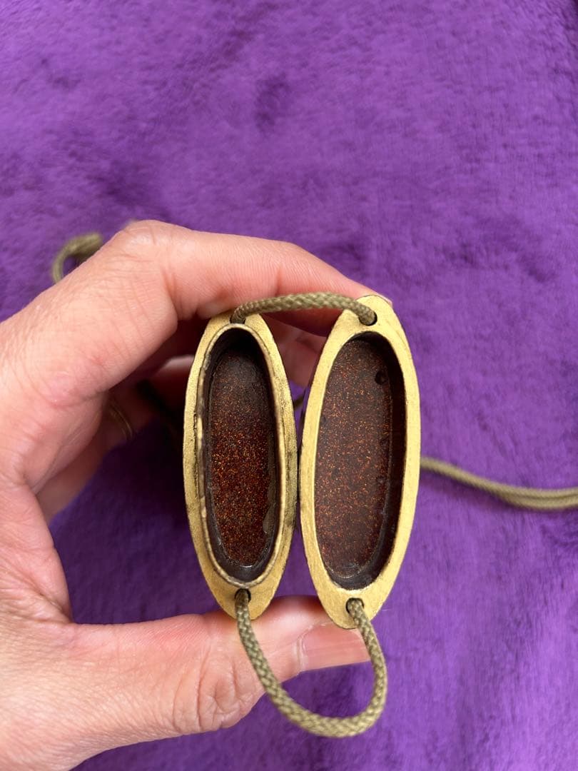 金色 漆器 印籠 根付 薬入れ 小物入れ オブジェ