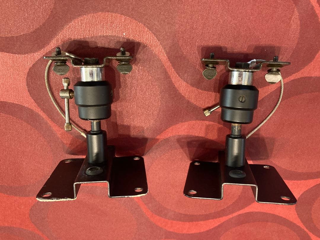 BOSE101MM 天井つり具付き／ボーズスピーカー