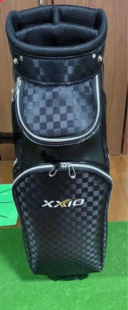 XXIO ゼクシオ　超軽量キャディバッグ ブラック
