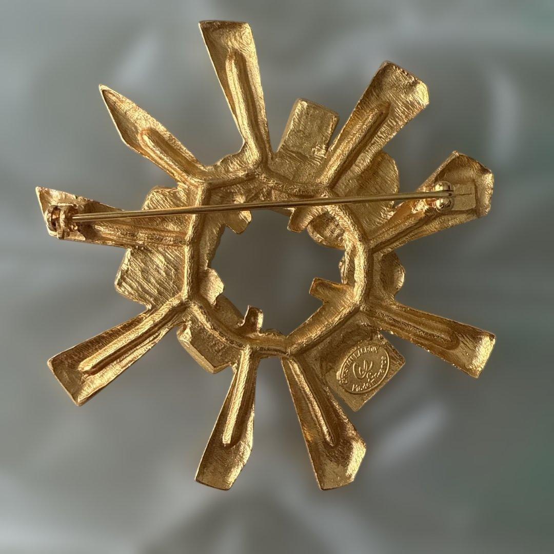 Christian Lacroix　 ラクロワ　 ヴィンテージ ブローチ