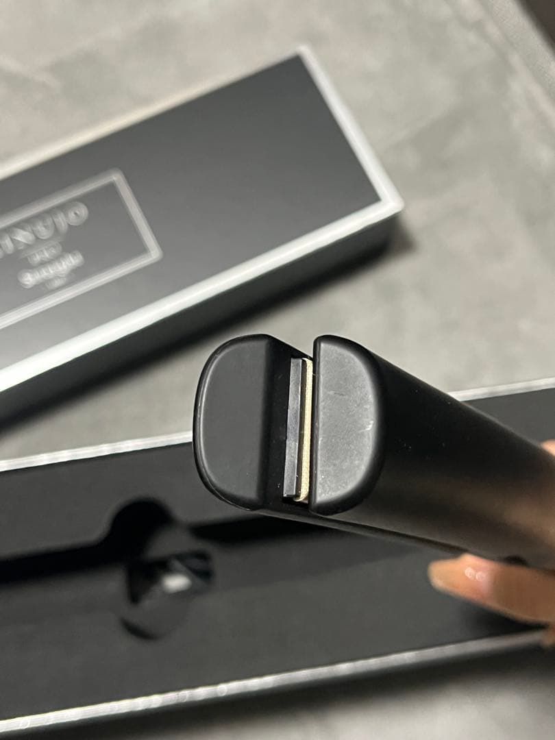 正規品　美品✨ 絹女 KINUJO PRO ヘアアイロン 最新モデル