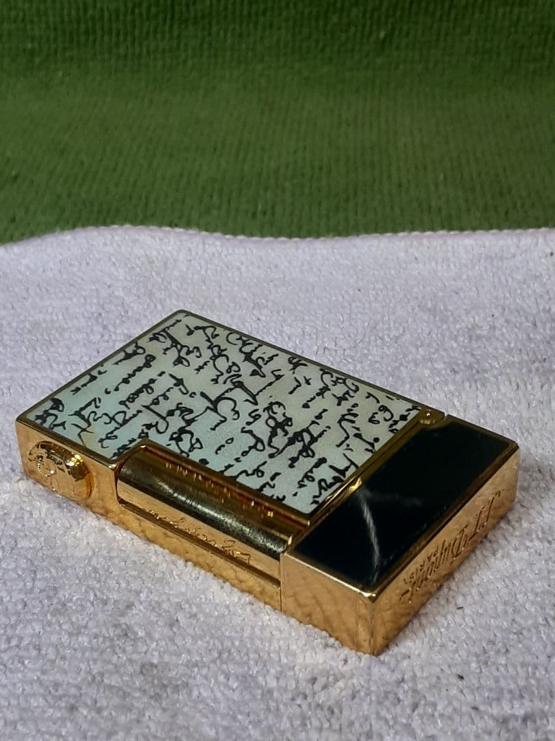 Chapado en Laton 手書き風デザイン Lxw デュポンの音