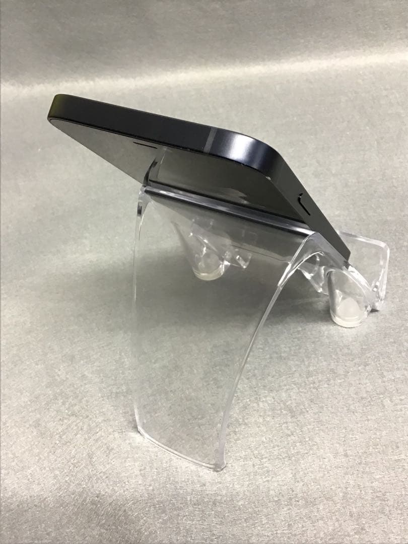 美品 国内版 SIMフリー　iPhone12 64GB ブラック色