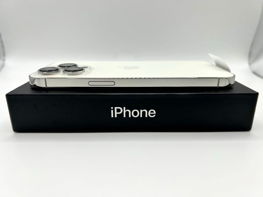 【新品未使用】iPhone 13 Pro 256GB シルバー