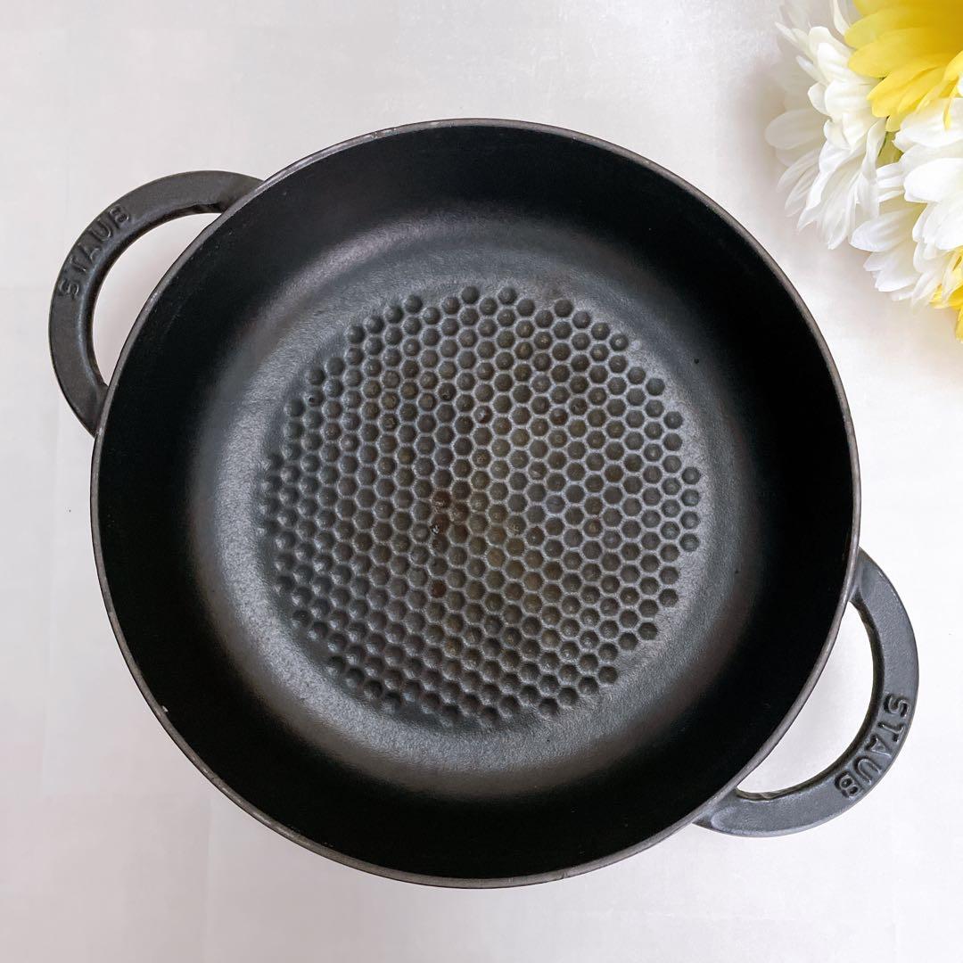 人気✨STAUB ストウブ ニダベイユソテーパン24cm BLACK