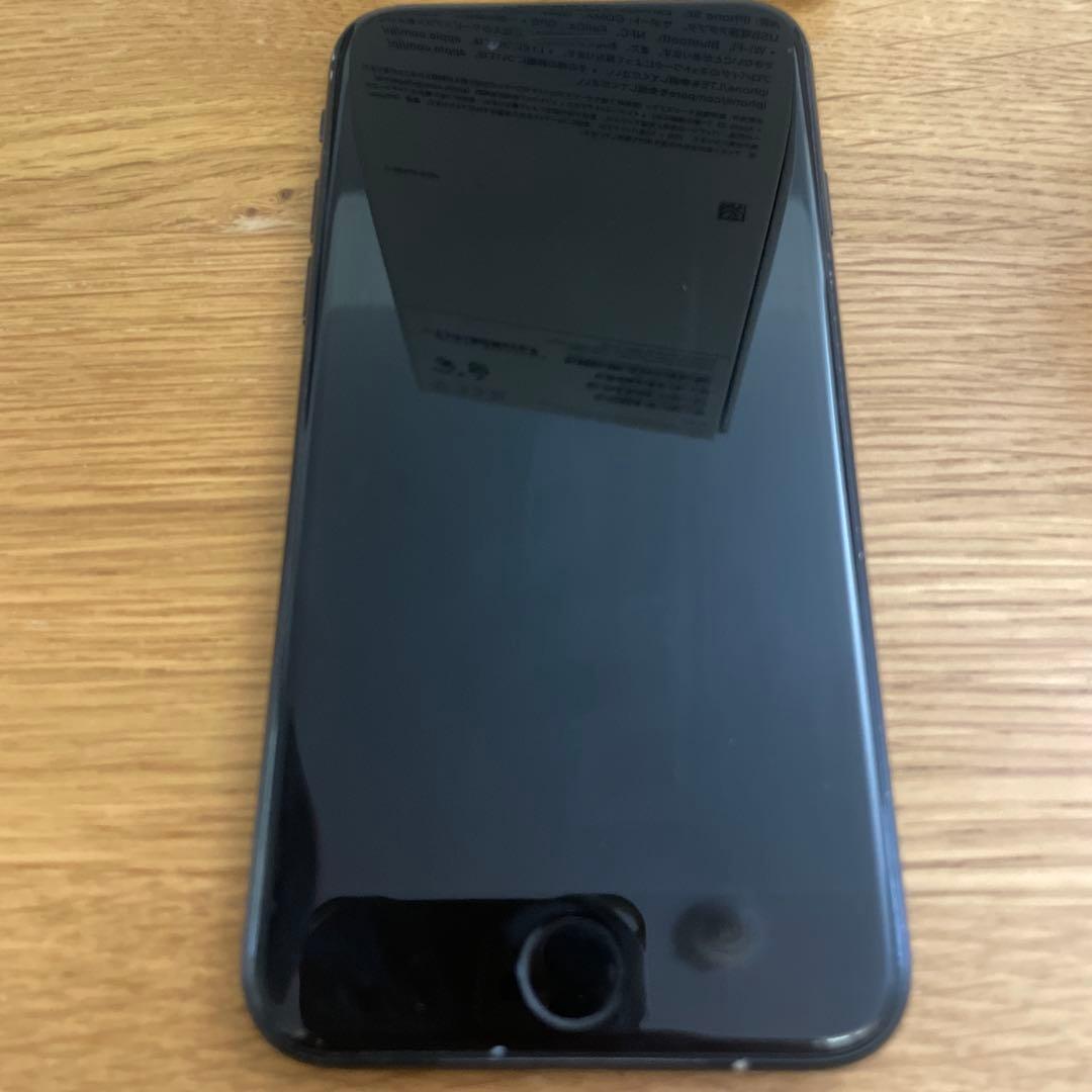 【匿名配送】iPhone SE 第二世代ブラック 本体　128GB SIMフリー