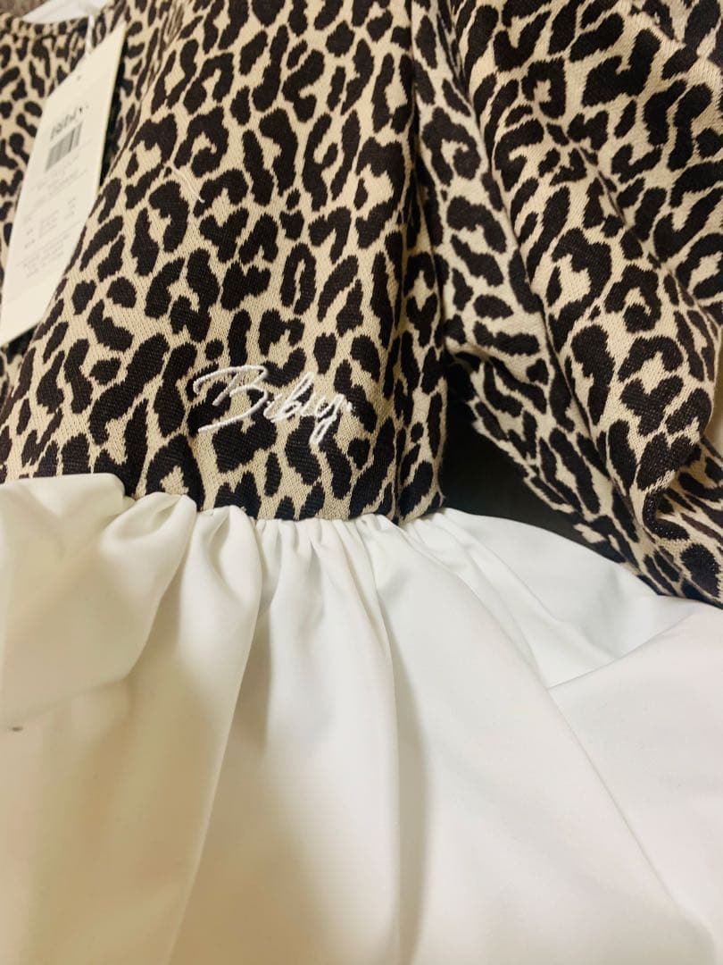 トップス Bibiy. EFFIE PEPURAMU LEOPARD TO