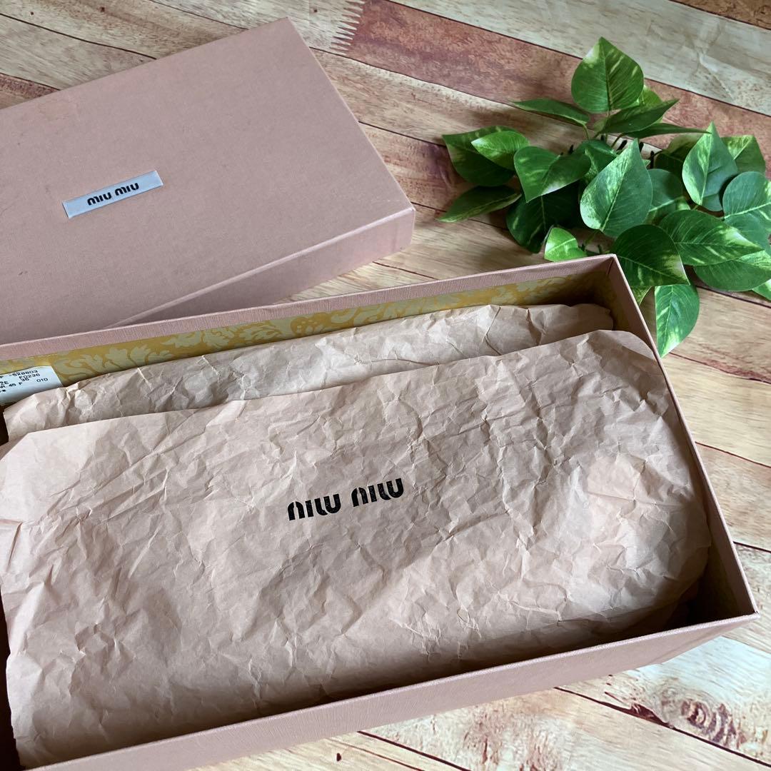 【美品】miu miu パテントレザーバレエシューズ ネイビー リボン付き 箱