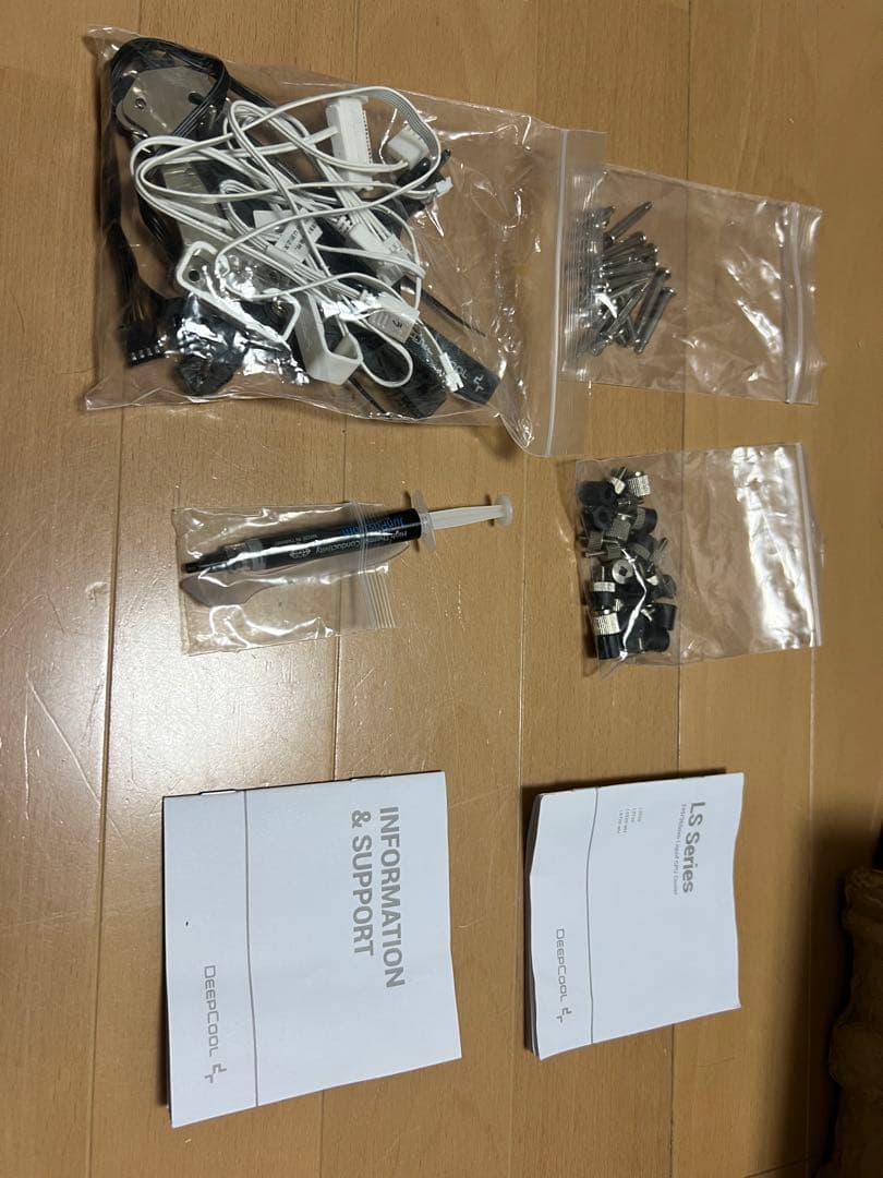 簡易水冷 DEEPCOOL LS720 WH