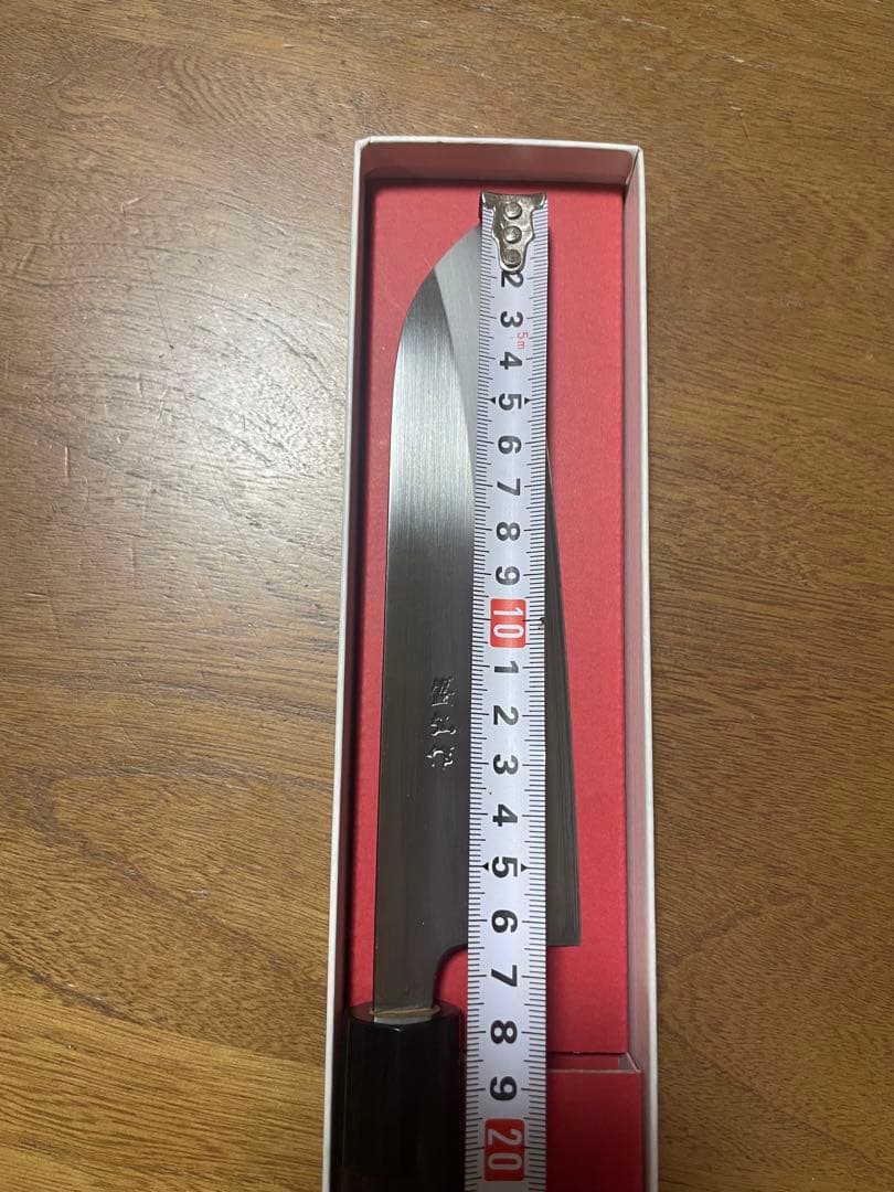 盛弘鍛冶工場製　家庭用包丁 鋼ステンレス 310mm 木製柄　現在8年待ち