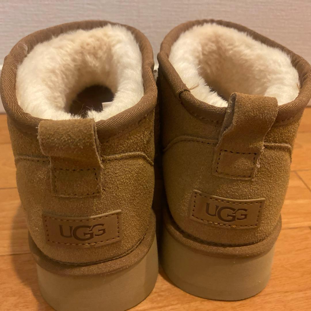 【２０%OFF中】UGG ブラウン ショートブーツ