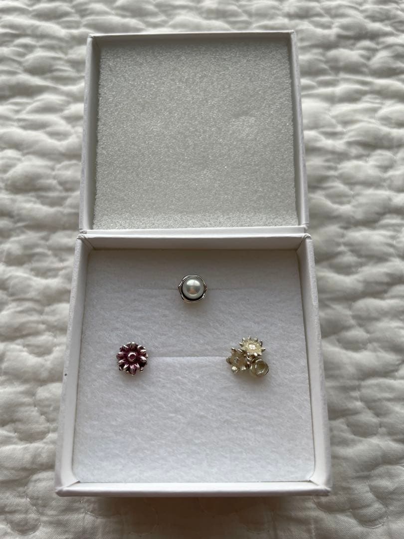 e.m.ピアス　3点セット　花　パール　美品　ビンテージ