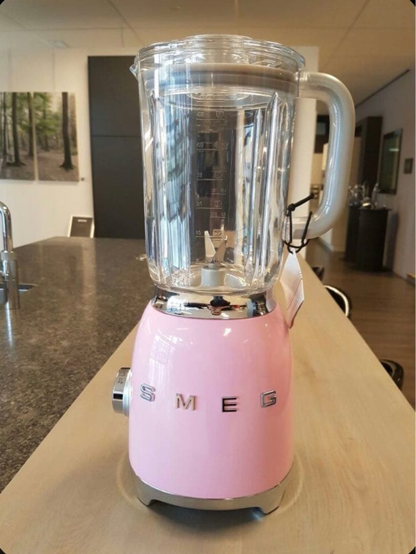 【5.5万新品】♥️SMEG ジューサー　ミキサー　ブレンダー　ピンク　イタリア製