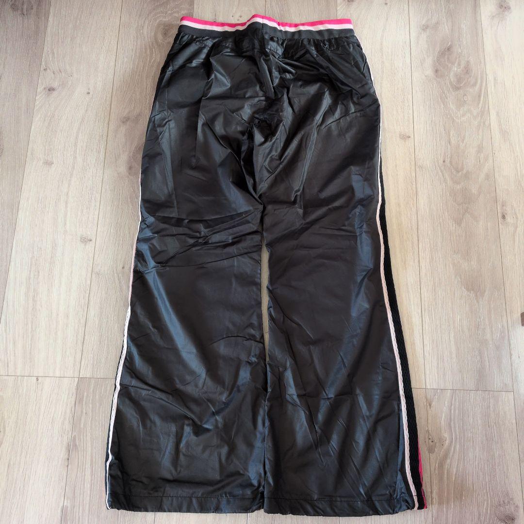 NIKE ナイキ　レディーススポーツウェア　上下セット　☆新品タグ付☆