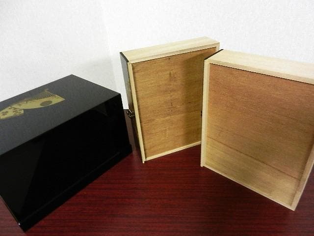 会津塗り金彩扇面蒔絵二段小箪笥（小引き出し、小物入れ）