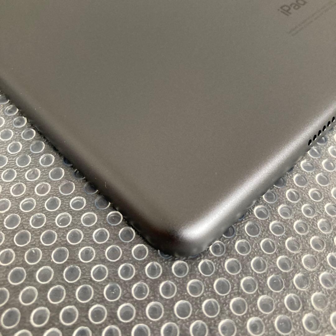 3383【早い者勝ち】iPad7 第7世代 32GB WIFIモデル☆