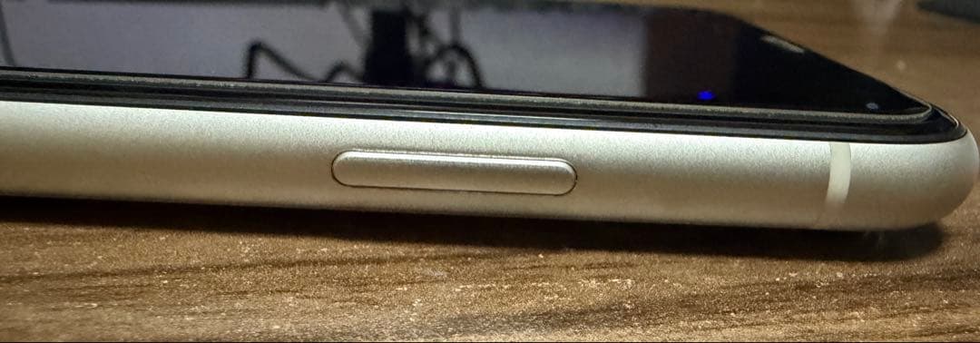 iPhone 11 ホワイト 64GB SIMフリー