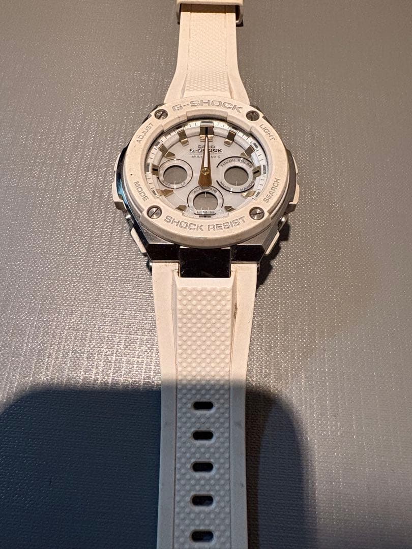 G-SHOCK ホワイト 腕時計