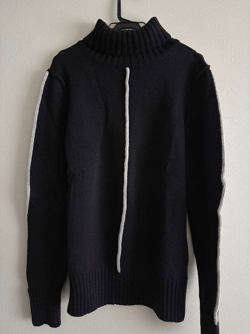 【新品未使用】 Egonlab. ラインタートルネックニット