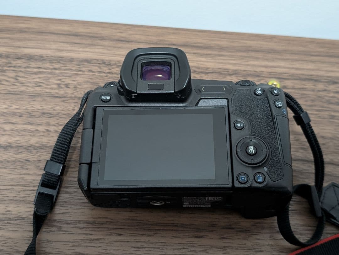 CANON EOS R ボディストラップ 充電器