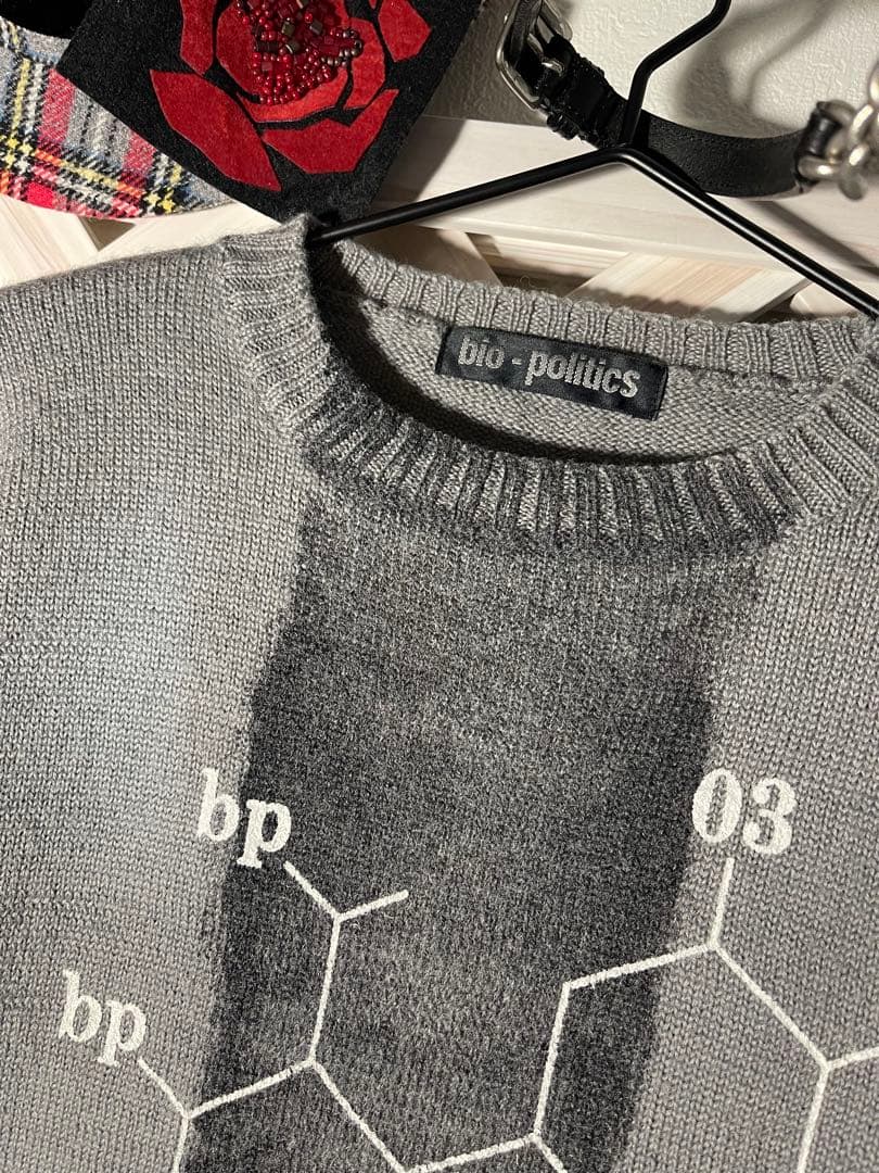 ⭐︎ bio-politics ⭐︎ ニット　美品　90's