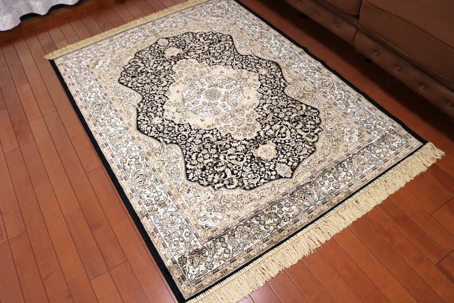 在庫処分価格！ 早い者勝ちです！ペルシャ柄絨毯 120×160カーペット 訳あり