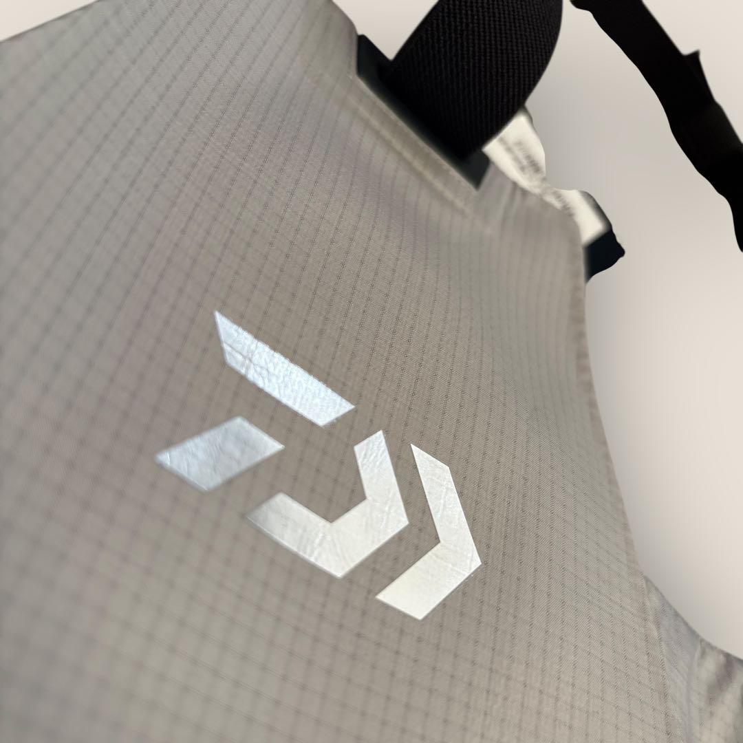 新品タグ付き⭐︎DAIWA DR-2623P ストラムビブパンツ⭐︎