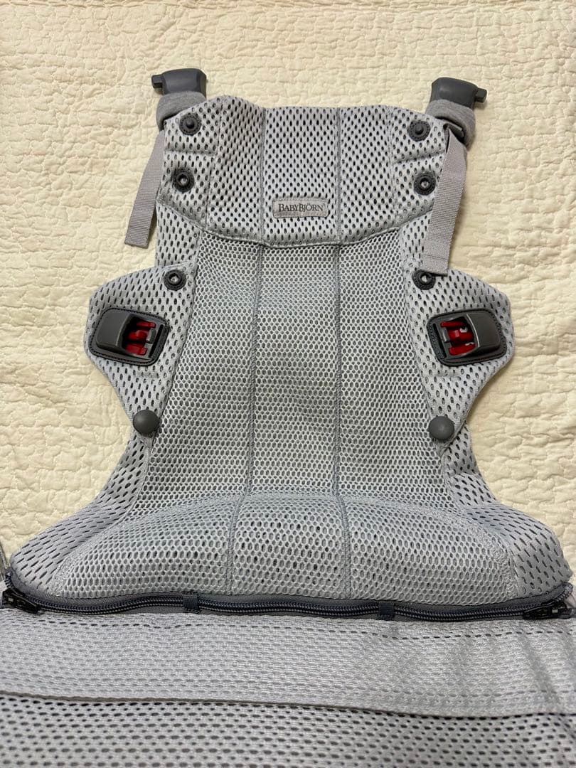 ★BABYBJORN★ ベビーキャリア HARMONY 抱っこ紐 グレーメッシュ